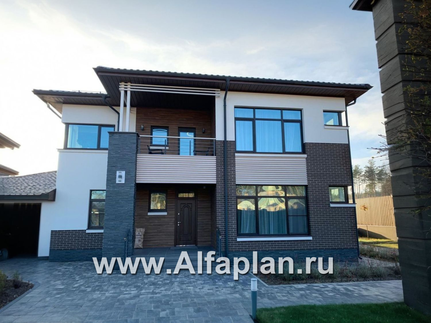 «Прайд» - проект современного двухэтажного дома, мастер спальня, с террасой и сауной, гараж на 2 авто - дизайн дома №1